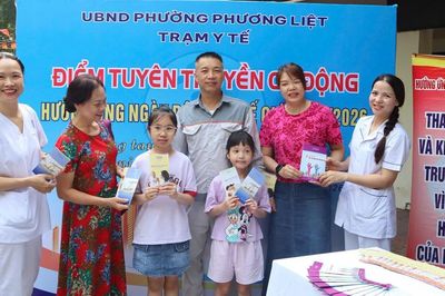 Sinh đủ 2 con trước 35 tuổi để duy trì vững chắc mức sinh thay thế