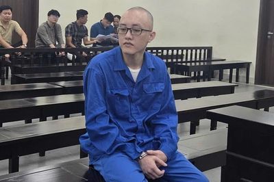 Lừa đảo chiếm đoạt nhiều xe ô tô