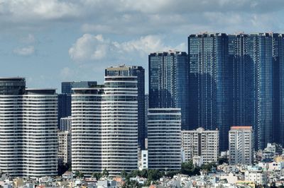 Việt Nam tăng trưởng 8,18% sau nửa năm