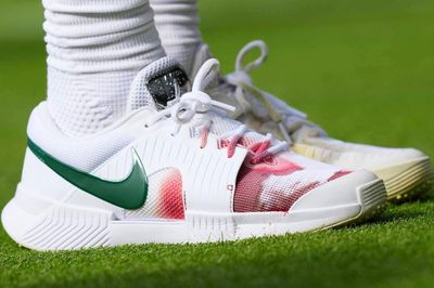 Giày Nike nhuốm máu của Jannik Sinner gây sốt ở Wimbledon