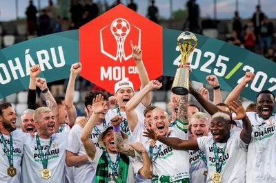 UEFA cấm thêm một CLB dự cúp châu Âu