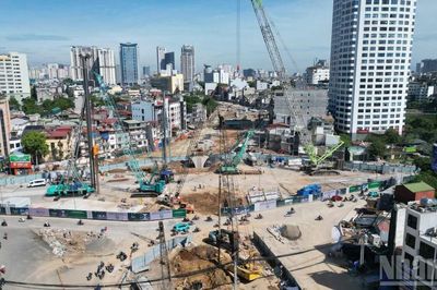 [Ảnh] Toàn cảnh vị trí xây dựng ga ngầm tuyến metro số 5 tại nút giao Vành đai 1 Hà Nội