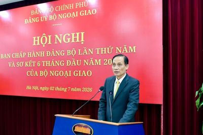 Bộ trưởng Lê Hoài Trung: Nâng tầm tư duy, đổi mới mạnh mẽ để xây dựng nền ngoại giao toàn diện, hiện đại