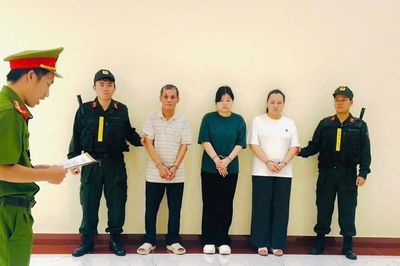 Khởi tố 3 bị can làm giả hồ sơ, 'hô biến' xuất xứ thiết bị để trúng thầu