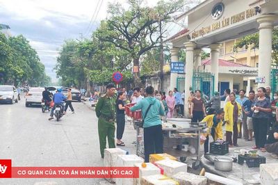 Xử lý tình trạng bán hàng rong, lấn chiếm vỉa hè ở phường Hạc Thành