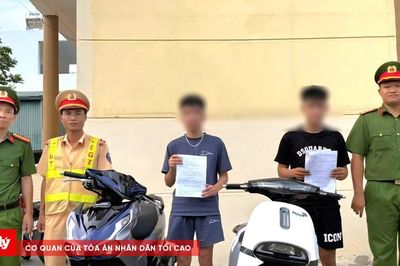 Xử phạt nhóm thanh thiếu niên 'bốc đầu' gây mất an toàn giao thông
