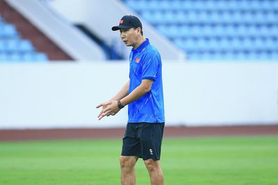 Tuyển Việt Nam: Những tính toán cho ASEAN Cup của HLV Kim Sang Sik
