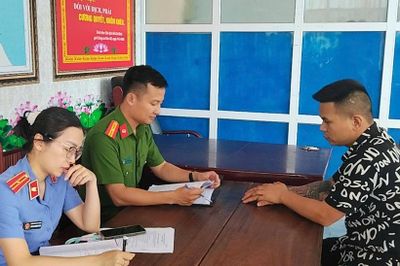 Phê chuẩn Quyết định khởi tố bị can đối với đối tượng tàng trữ trái phép chất ma túy