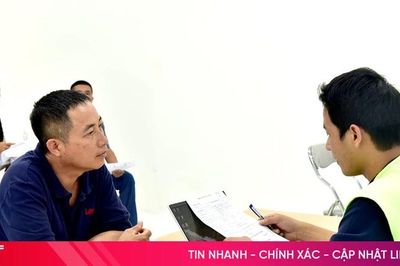 Gần 200 người tham gia tuyển dụng việc làm tại Hà Tĩnh