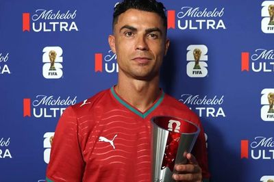 Nhận giải xuất sắc nhất trận với Croatia, Ronaldo bị mỉa mai