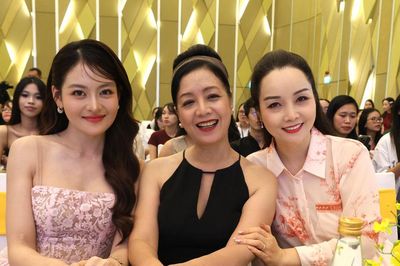 Khán giả Đà Nẵng giao lưu với các nghệ sĩ nổi tiếng tại DANAFF IV