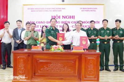 Hoàn thành bàn giao hệ thống đường biên, mốc giới cho các xã biên giới