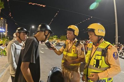 Kiên quyết ngăn chặn thanh thiếu niên tụ tập, gây rối dịp hè