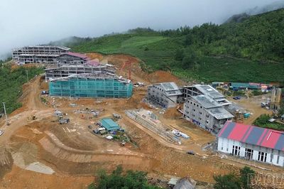 Ngôi trường bước ra từ tranh vẽ