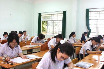 Thí sinh Lâm Đồng hoàn thành 3 môn thi không chuyên vào lớp 10 THPT chuyên