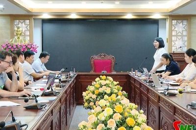 Giám sát thực hiện chính sách hỗ trợ túi y tế bản