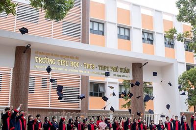 Trường TH-THCS-THPT Phú Xuân: 100% học sinh đỗ tốt nghiệp THPT, khẳng định chất lượng giáo dục
