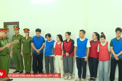 Triệt phá đường dây buôn lậu kim cương xuyên quốc gia, khởi tố 22 bị can
