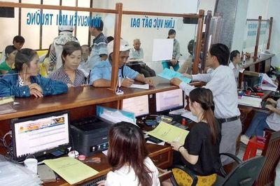Những trường hợp nào nợ thuế bị tạm hoãn xuất cảnh?