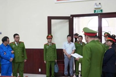 Cựu Giám đốc Đại học Huế bị tuyên 13 năm tù vì chiếm đoạt hơn 3 tỷ đồng