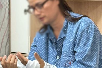 Cảnh báo hội chứng ống cổ tay gây mất chức năng bàn tay ở phụ nữ
