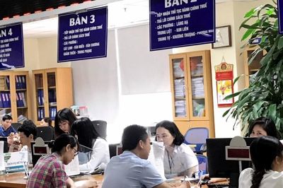 Mở rộng giảm trừ gia cảnh, miễn nhiều khoản thuế thu nhập cá nhân