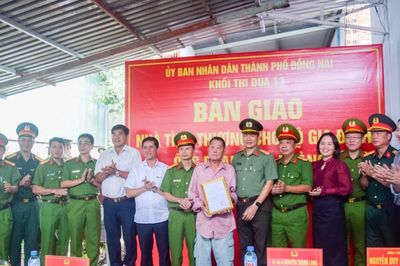 Trao nhà tình thương cho gia đình chính sách khó khăn ở Đồng Nai