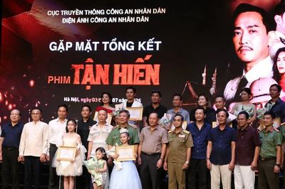 Gặp mặt, tổng kết phim về Tình báo CAND – 'Tận hiến'