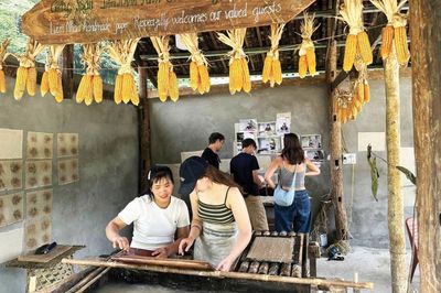 Du lịch 'chậm' - xu hướng du lịch gắn với bản sắc địa phương