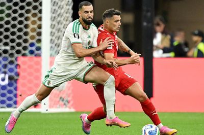 Thụy Sỹ thắng Algeria 2-0, tạo cột mốc 88 năm mới có 1 lần