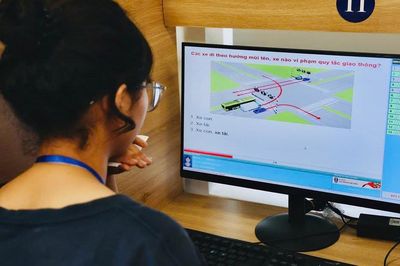 Bằng lái xe hết hạn sau bao nhiêu ngày sẽ không phải thi lại lý thuyết?