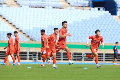 Đội tuyển Việt Nam hoàn thiện đội hình trước trận đấu tập đầu tiên tại Hàn Quốc