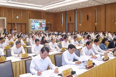 Các bộ 'hiến kế' tháo gỡ điểm nghẽn, thúc đẩy tăng trưởng 6 tháng cuối năm