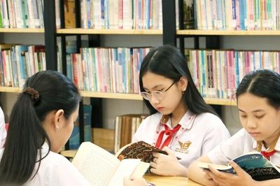 Học sinh toàn quốc được miễn phí sách giáo khoa từ năm học 2029 - 2030
