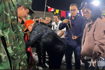 Tổng thống lâm thời Venezuela thăm, động viên đoàn Việt Nam và trao tặng Huân chương Công trạng cho quân khuyển