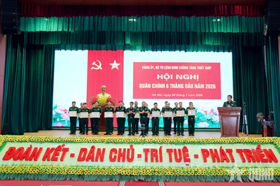 Binh chủng Tăng thiết giáp tổ chức Hội nghị Quân chính 6 tháng đầu năm 2026