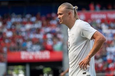 Cách mà Haaland đưa Na Uy vào vòng 16 đội