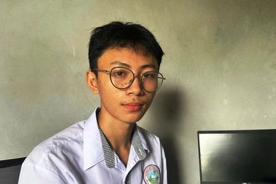 Cậu học trò 'chân đất' xứ Thanh trở thành Á khoa toàn quốc