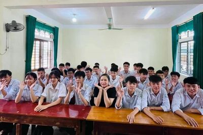 Chuyện về nam sinh mồ côi và lớp học đặc biệt có lắm điểm 10 môn Toán