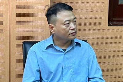 Shark Bình chỉ đạo nhân viên bắt tay với phía Phó Đức Nam đối phó cơ quan công an