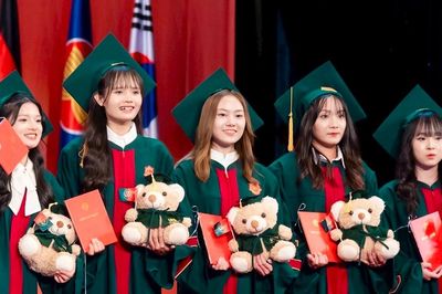 Trường ĐH Kinh tế - ĐH Quốc gia Hà Nội công bố điểm sàn năm 2026