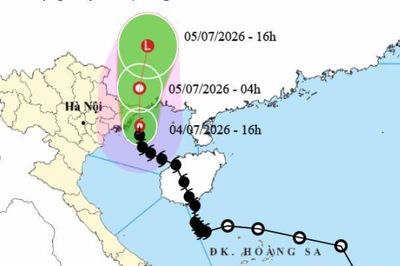 Tin mới nhất bão số 1 Maysak: Vào vùng biển Quảng Ninh, gió vẫn mạnh cấp 8-9