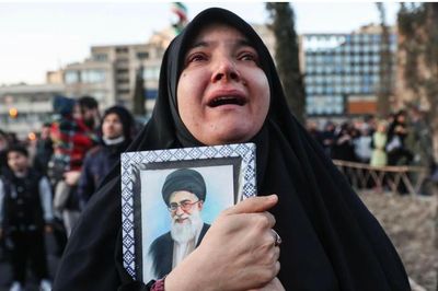 Mỹ - Iran dừng đàm phán một tuần vì tang lễ của ông Ali Khamenei