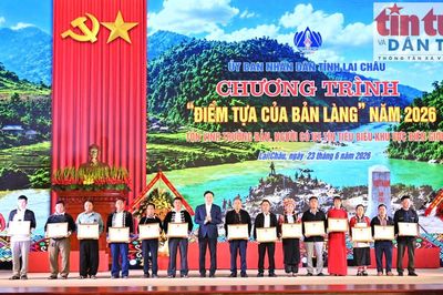 Bù đắp xứng đáng, phát huy hiệu quả vai trò người có uy tín thời gian tới