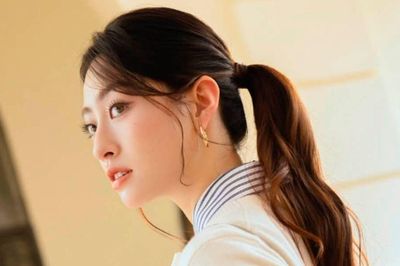 Hoa hậu Việt sở hữu đôi chân 1m22 khoe vẻ đẹp thanh lịch trong bộ ảnh mới