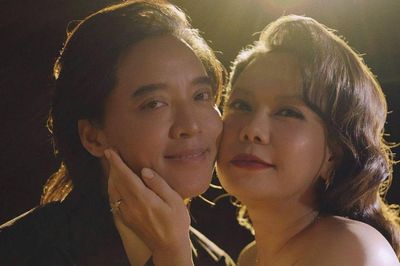 Hạnh phúc 20 năm của nghệ sĩ Việt Hương