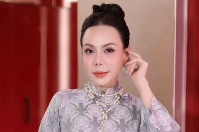 Việt Hương đón tin vui ở tuổi 50