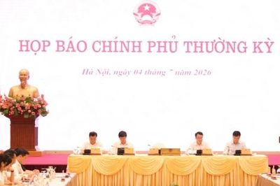 Họp báo Chính phủ: Chỉ số công nghiệp đạt mức cao nhất trong 7 năm