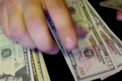 Đồng USD rớt giá mạnh nhất 3 tháng