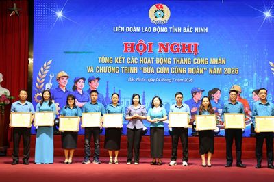 Bắc Ninh: Tháng Công nhân và 'Bữa cơm Công đoàn' mang lợi ích thiết thực cho người lao động
